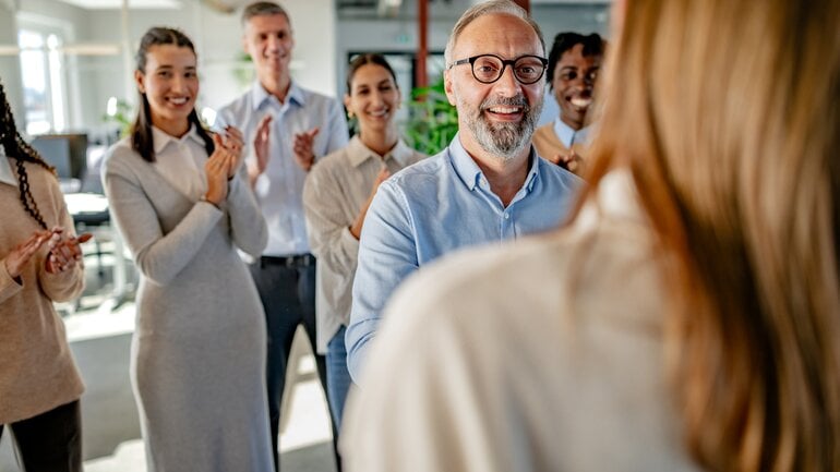 Bei Hochstapler-Syndrom: Probleme, Anerkennung anzunehmen