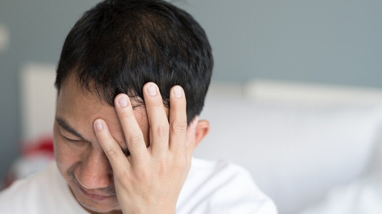 Vorsicht bei Schmerzen im Gesicht oder am Auge