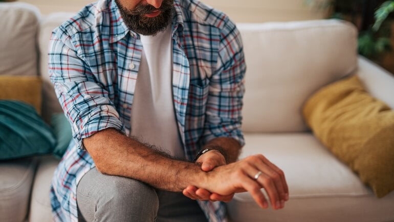 Kribbeln oder Taubheitsgefühle bei innerer Gürtelrose