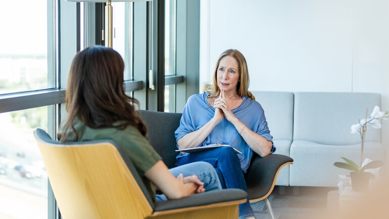 Kindheitstrauma: Psychotherapie als wichtigste Hilfe