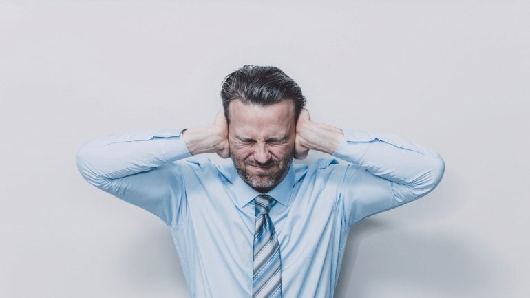 Migräne-Symptome: Geräuschempfindlichkeit