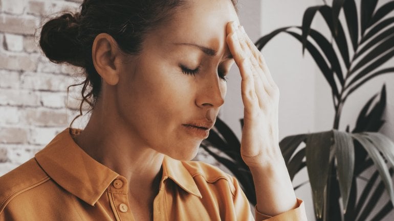 Nervenzusammenbruch: Müdigkeit und Erschöpfung sind Symptome