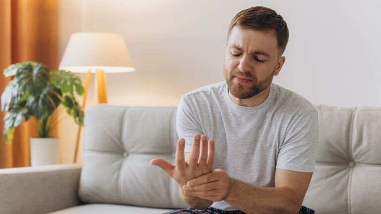 Neuroborreliose: Wenn Arme oder Beine schwächer werden