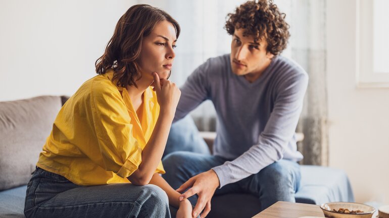 Übermäßige Entschuldigungen: Anzeichen für People Pleaser