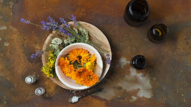 Wichtiger Hinweis zu pflanzlichen Stimmungsaufhellern
