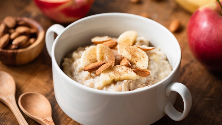 Porridge: Haferbrei als klassische Schonkost