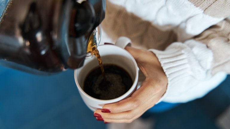 Stresslevel senken: Koffeinkonsum runterfahren
