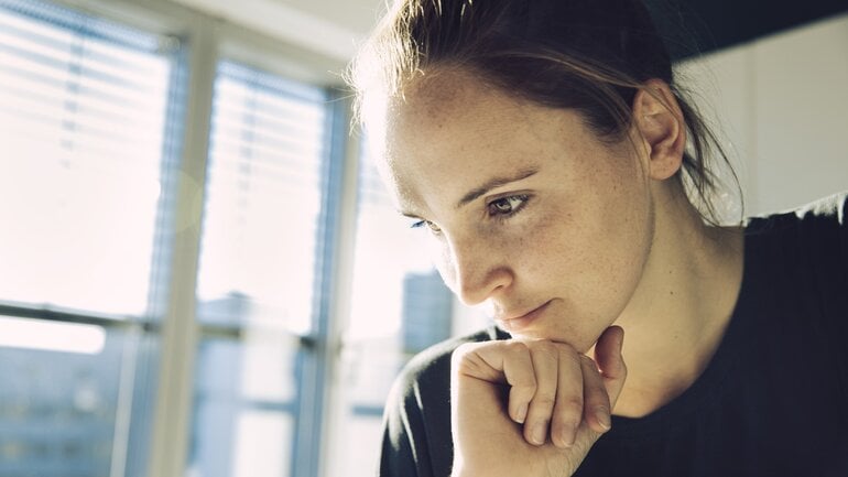 Eigene Erfolge abwerten: Denkmuster, das Depressionen verstärken kann