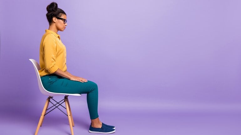 Körperhaltung entspannen: Übung für den Vagusnerv