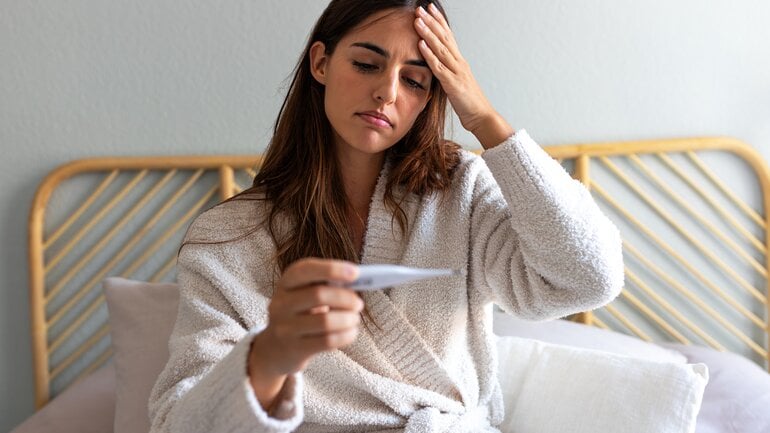 Allgemeines Krankheitsgefühl kann Symptom einer Zwerchfellentzündung sein